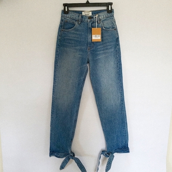 Reformation Chiara Ankle Ties Straight Leg High Rise Jean in Shasta NWT - Picture 3 of 11